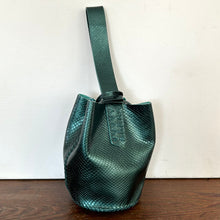 Load image into Gallery viewer, Leather Wristlet
